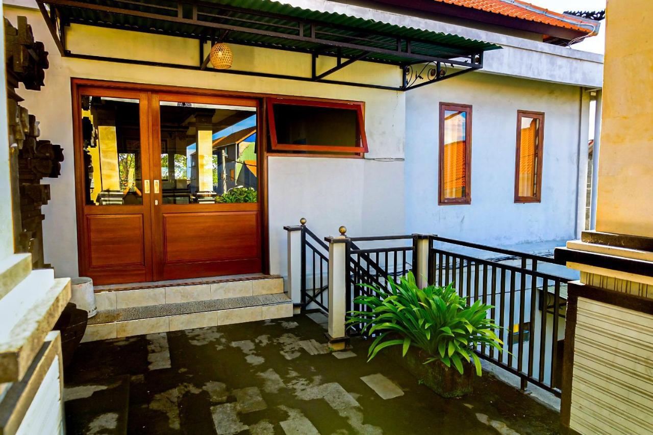 Adi Homestay チャングー エクステリア 写真